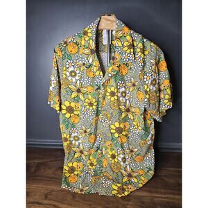 Walt Disney World 50th Vault Collection Orange Bird Hawaiian Shirt Medium